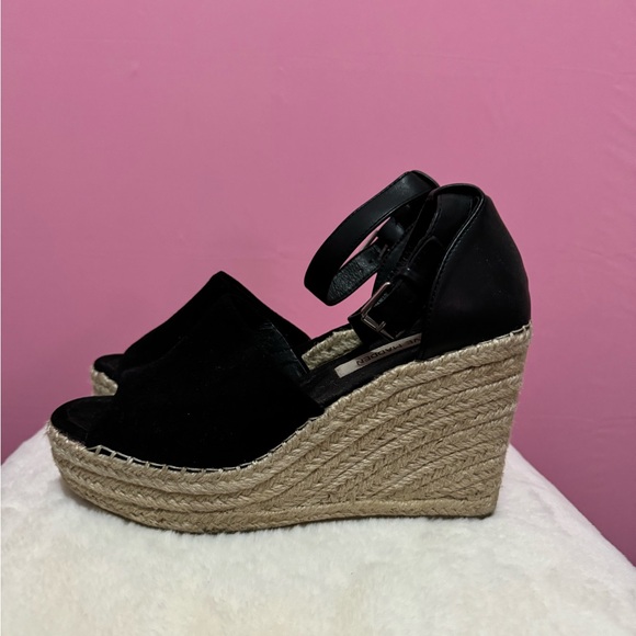 Women’s Steve Madden Black Wedges Size 8 - Picture 5 of 5